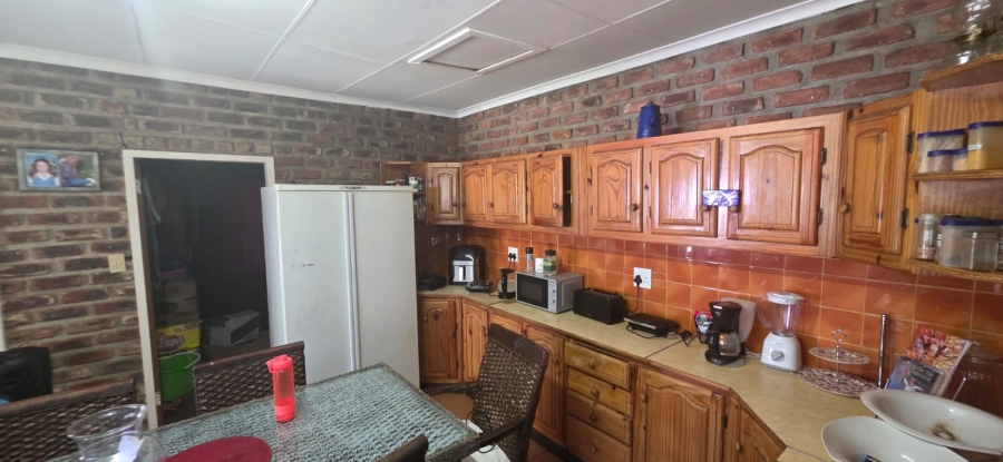 4 Bedroom Property for Sale in Potchefstroom Rural North West